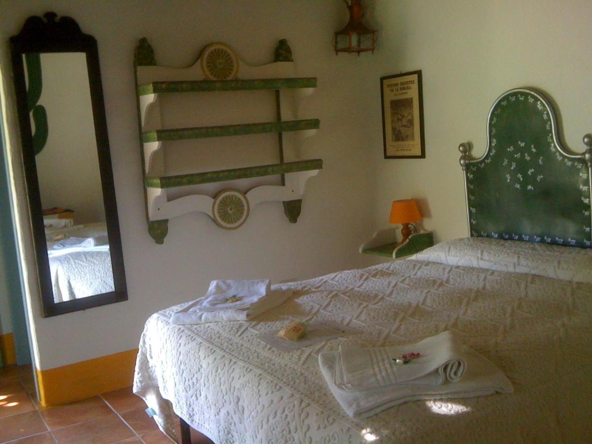 Ca' La Somara Hotel San Pantaleo Exterior photo